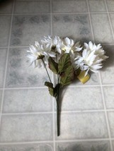 White 12.5&quot; Mums 5 Stem Bunch Artificial Silk Flower General Decor In/Ou... - £13.70 GBP