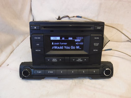 17 18 Hyundai Elantra CD Radio Receiver 96170-F2100UAT GRA69 - £17.63 GBP