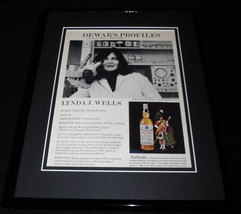 1975 Dewar&#39;s Whisky Lynda Wells Framed 11x14 ORIGINAL Advertisement  - £31.28 GBP