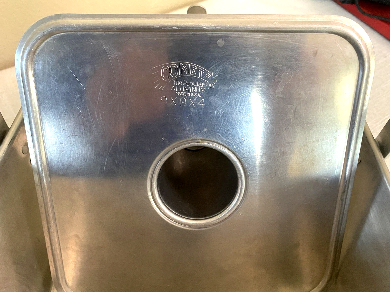 VINTAGE 2 Pc. COMET Aluminum Square Angel Food Cake Pan W Feet 9" X 9" X 4" USA Item image 4