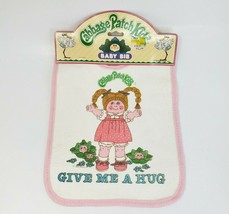 VINTAGE 1983 CABBAGE PATCH KIDS GIRL BABY BIB TOMMEE TIPPEE GIVE ME A HU... - £29.61 GBP