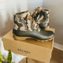 SPERRY TOP-SIDER Syren Gulf Camo Duck Toe Boot, Rain Boot, Green Camo, 8... - $69.00