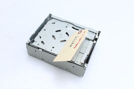10-12 SUBARU LEGACY CD CHANGER Q1120 image 3