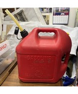Vintage Pre Ban Blitz 5 Gallon Vented Gas Can 18.9 L with spout And Vent... - $1,131.54 MXN