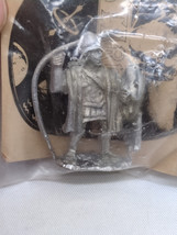 Stardock Human Infantry Shield And Javelin Metal Miniature 1 1/4&quot; - $914.97 MXN