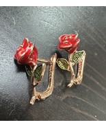 585 14K RG Stamped Romance Red Rose Enamel Stud Earrings - $745.50 MXN