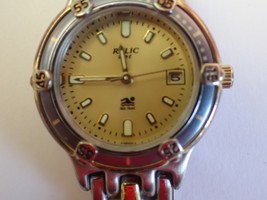 RELIC WET Quartz Gold Women&#39;s Wristwatch - $548.30 MXN