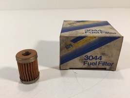 (2) Napa 3044 Fuel Filters - Lot of 2 - New Old Stock - £6.26 GBP