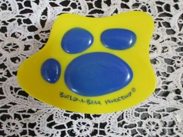 Build a Bear Yellow &amp; Blue Brush - $109.60 MXN