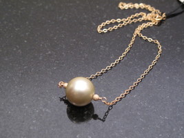 Gold Pistachio Green Shell Pearl Necklace - £23.97 GBP