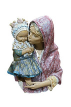 Mother Kiss Child - $28,705.54 MXN