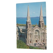Postcard La Basilique The Basilica Ste Anne De Beaupre Quebec Canada Chrome - $6.92