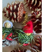 Vintage Traditional Christmas Tree Decor Ornaments Pinecones Classic 10 ... - $884.36 MXN