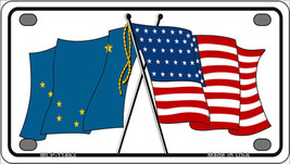 Alaska Crossed US Flag Novelty Mini Metal License Plate Tag - £11.72 GBP