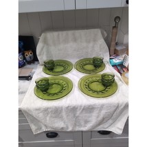 Indiana Glass Green Kings Crown Thumbprint Coffee &amp; Snack Plates, Vtg Se... - $848.97 MXN