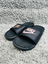 Womens Nike Benassi Size 7 Black Rose Gold Rubber Just Do It Slide Sandals - £15.56 GBP