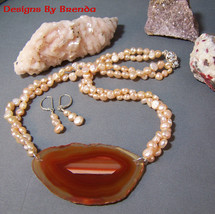 Peach Pearls &amp; Agate Slice Necklace &amp; Earrings Set - £101.53 GBP