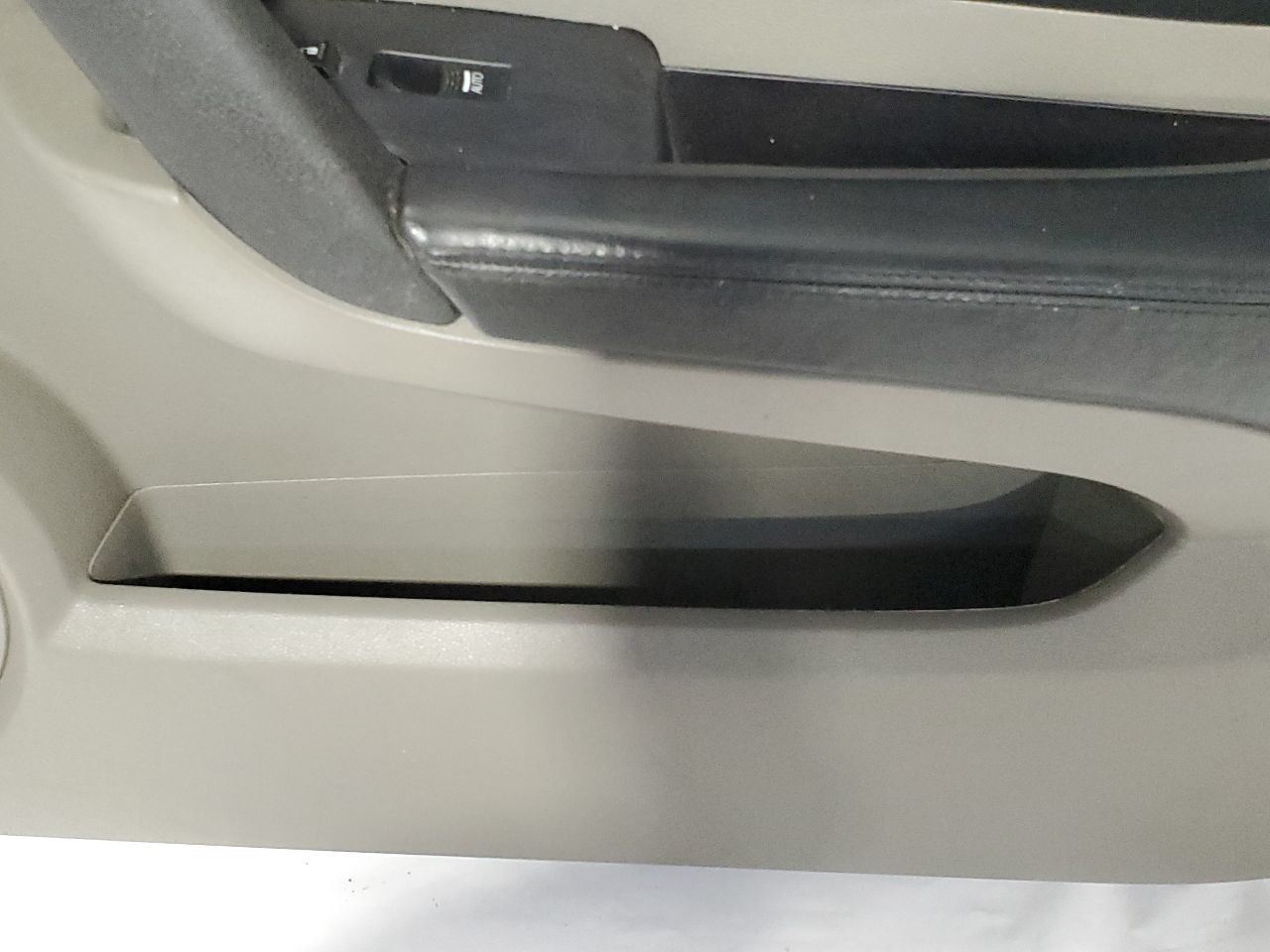 2010 Acura ZDX OEM Front Right Door Trim Panel  Item image 3