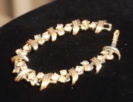 Abstract Floral Bracelet Aurora Borealis Rhinestones Jewelry Vintage - £20.86 GBP