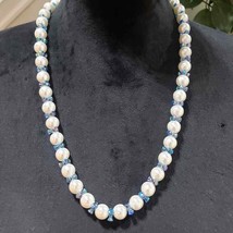 Women&#39;s White Pearl Round Shape Beaded Statement Fashion Necklace - £28.06 GBP