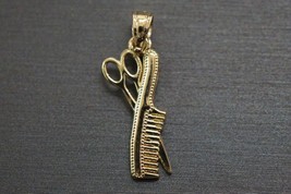 14k Yellow Gold Over cissor Comb Hairstylist Barber Beauty Charm Pendant - £49.84 GBP