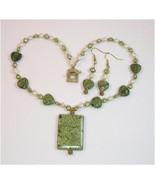 Have your Green Hearts - Necklace of green serpentine  heart - $65.50