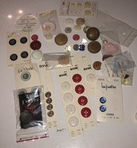 Lot Of Vintage Le Chic, La Mode, La-Petite Etc. Various Color &amp; Style Buttons - $6.80