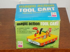 Vintage1967 Magic Action Tool Cart Child Pull Toy - $638.86 MXN