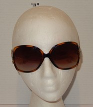 Steve Madden Tortoise Shell Oversized Sunglasses Brown Gradient Lenses W... - $24.70