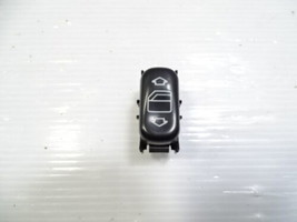 Mercedes R170 SLK320 switch, window, left or right, 1708201510 - $25.58 CAD