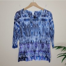 Chico&#39;s | Blue Ikat 3/4 Sleeve Top with Stud Detail, Chico&#39;s size 0 Small - £13.59 GBP
