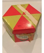 3.75&quot; Russell Stover Fruit and Nut Egg 10oz EMPTY VINTAGE BOX Pre-Owned a2 - $258.64 MXN