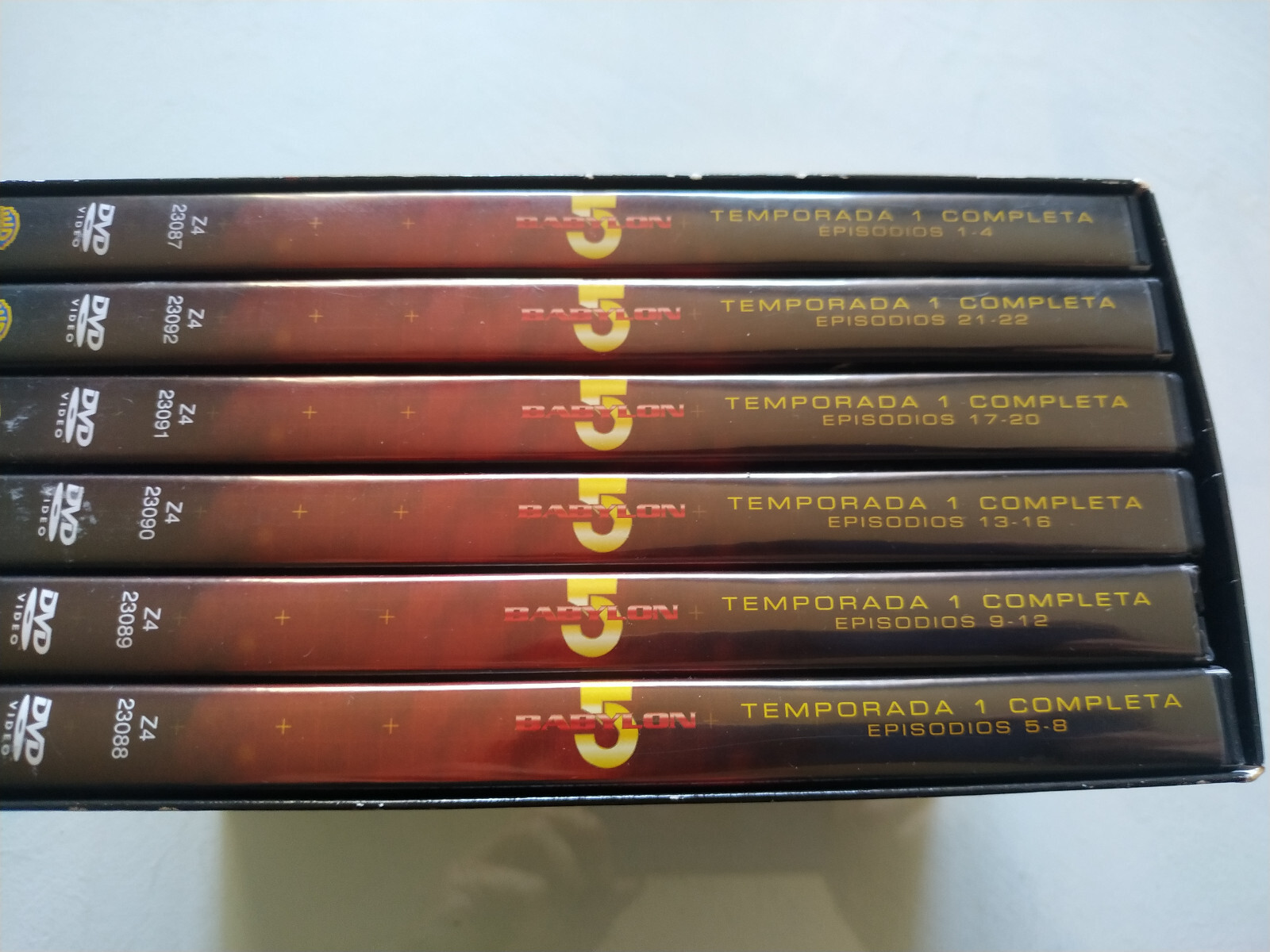 Babylon 5 First Season 1 Complete - 6 X DVD Spanish English 3T Esp Item image 2