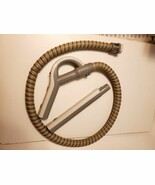 Electrolux Epic 6500 Power Nozzle with Hose, Wand (1 part) and Handle Bu... - $1,394.53 MXN