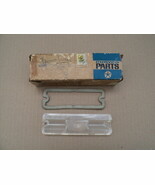 NOS 69 DODGE DART PARKING LIGHT LENSE - $1,618.10 MXN