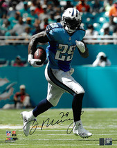 DeMarco Murray signed Tennessee Titans 16X20 Photos #29 (blue jersey)- Murray Ho - $37.95
