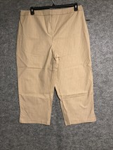 NWT Croft &amp; Barrow Effortless Stretch Women&#39;s Capri Pants Size 12 Brown ... - $11.29