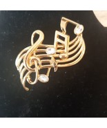 Gold Tone Treble Clef Music Staff Pin Brooch Crystal Eighth Notes - £14.61 GBP