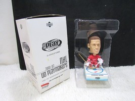 2001-02 NHL Upper Deck Playmakers Hard Plastic Dominik Hasik Collectble Bust NIB - $19.95