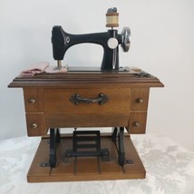 Vtg. Berkeley Design Sewing Machine Music Box Plays Button &amp; Thread It S... - £19.77 GBP