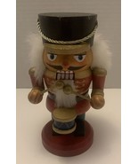 Ashland Wooden Toy Soldier Nutcracker Red &amp; Gold Blue Christmas 6” - $283.64 MXN