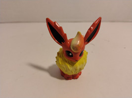 Pokemon Flareon Tomy Toy 1999 Nintendo 2&quot; Figure MISSING TAIL - £7.86 GBP