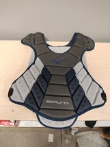 Mizuno Samurai Softball Womens CP 14&quot; Grey-Navy Chest Protector - $47.50