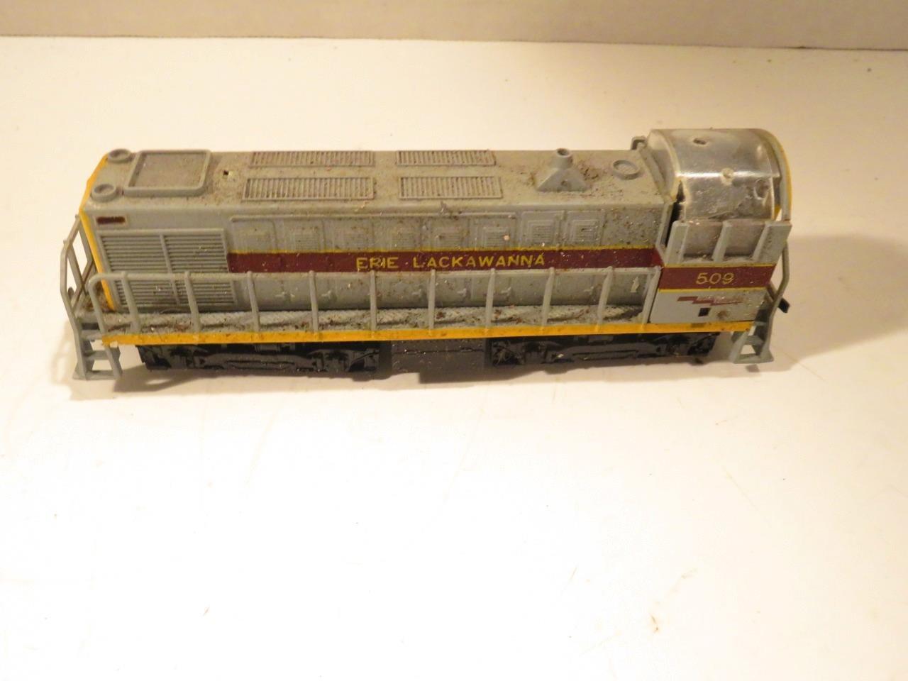 HO TRAINS VINTAGE ERIE LACKAWANNA SW SWITCHER- RUNS OK- INCOMPLETE- L214 - $8.55
