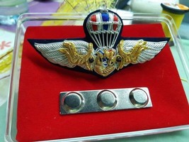 Honorary Class Royal Thai Air Force Parachutist, Wings Badge PIN Thailan... - $35.00