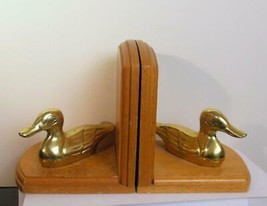 Brass Duck Book Ends on Wood - £16.55 GBP