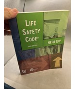 NFPA 101 life safety code book 2003 Edition Paperback - $464.46 MXN