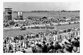 pt8093 - Beverley Racecourse , Yorkshire 1959 - print 6x4 - $4.03 CAD