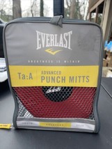 Everlast Advanced Ta:A Advanced Punching Mitts Red Black in Carry Bag - $9.89