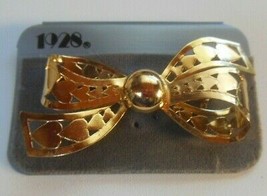 Vintage 1928 Gold-tone Large Filigree Bow W/Hearts Brooch - £19.07 GBP